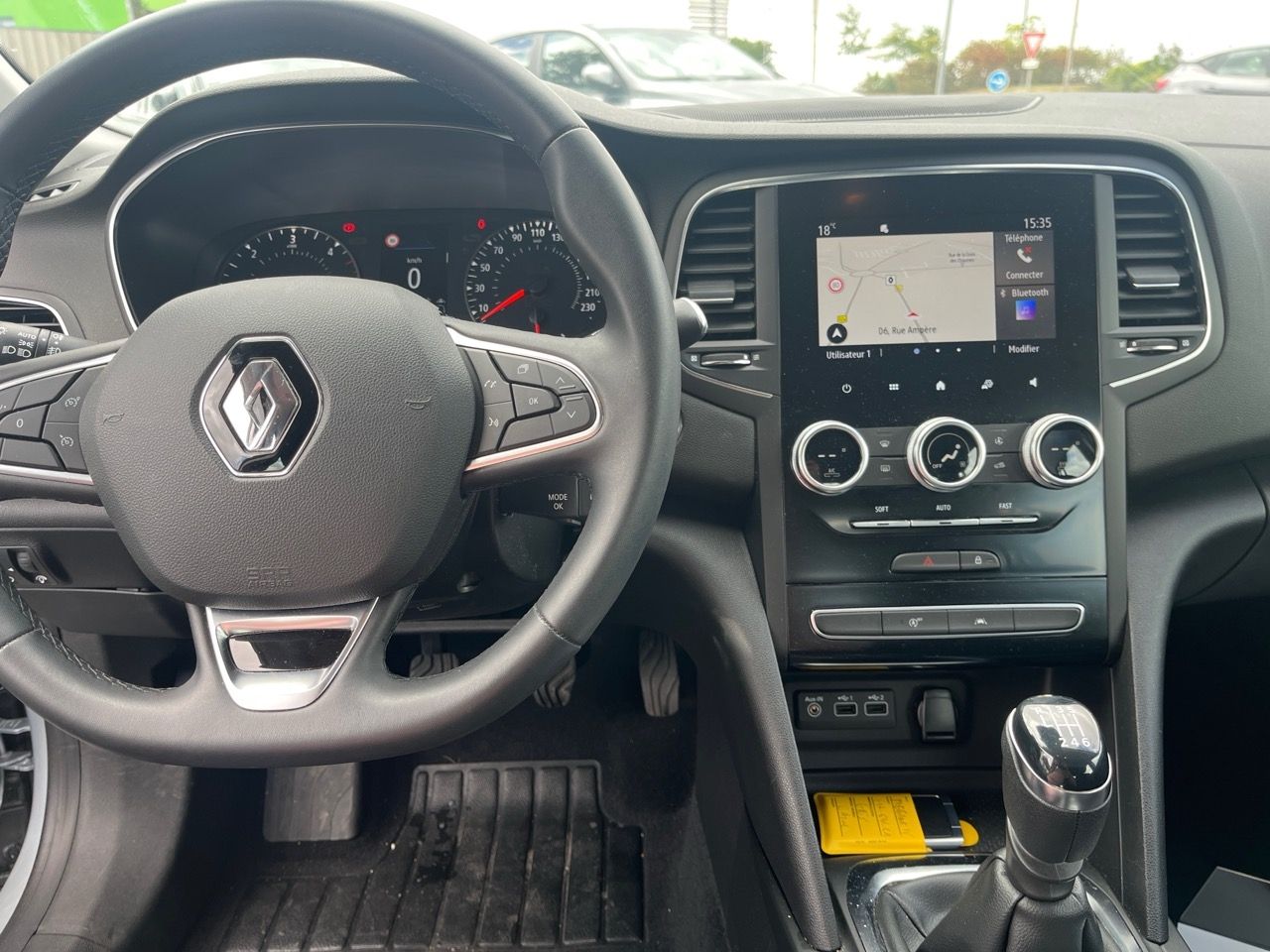 RENAULT MEGANE IV