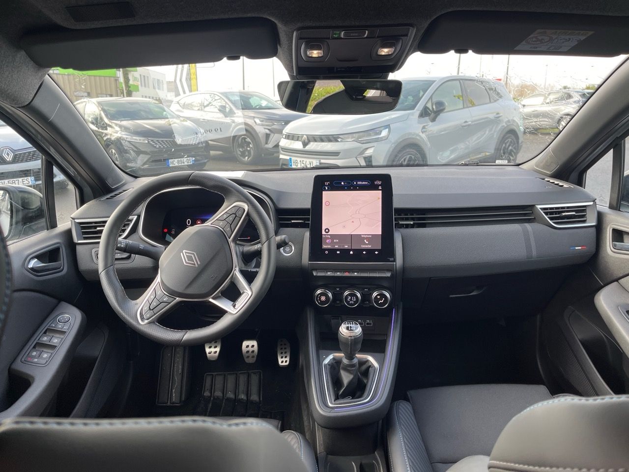 RENAULT CLIO V