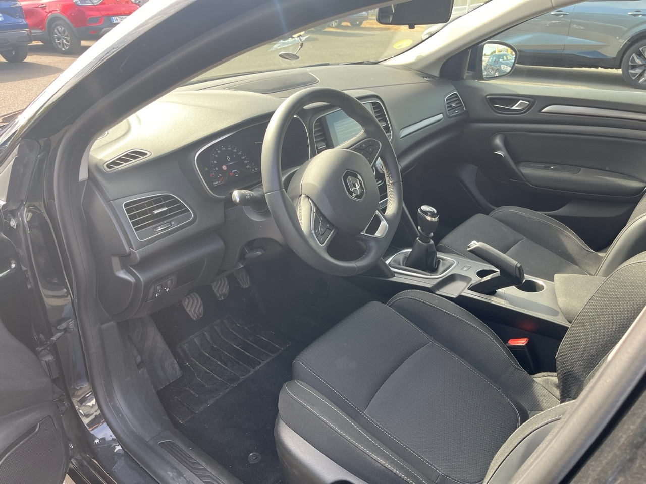 RENAULT MEGANE IV