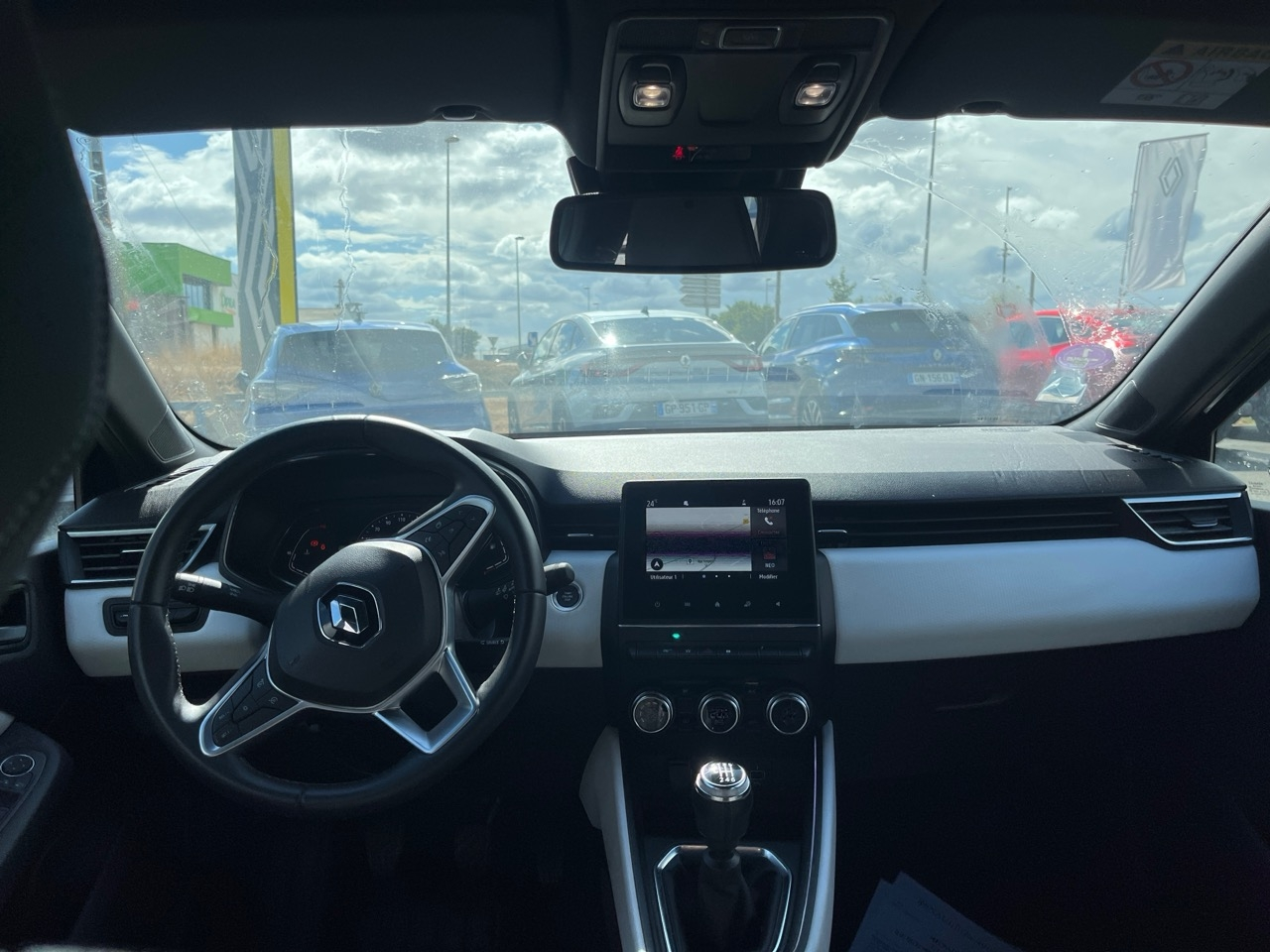 RENAULT CLIO V