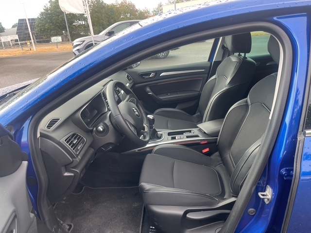 RENAULT MEGANE IV