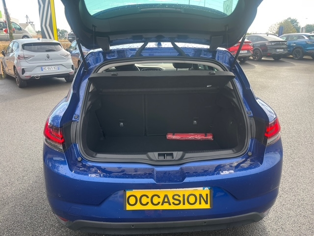 RENAULT MEGANE IV