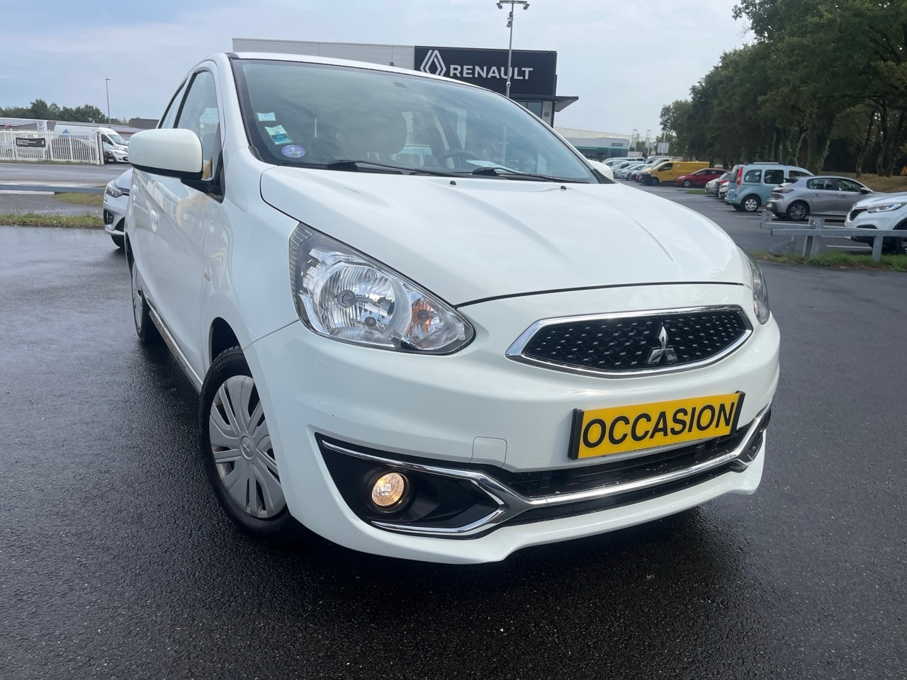 MITSUBISHI SPACE STAR