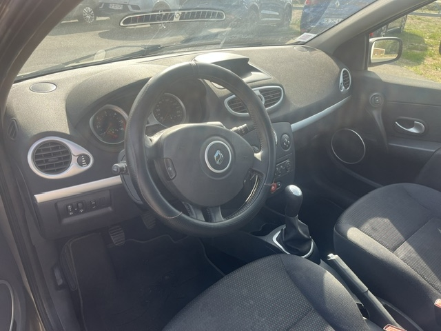 RENAULT CLIO III ESTATE